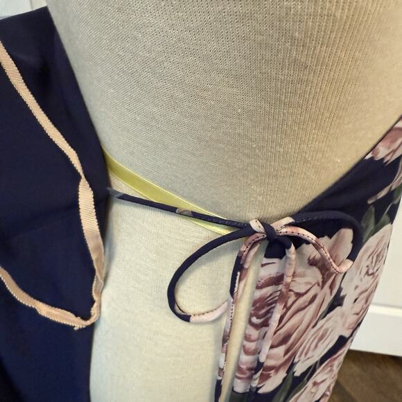 Fame & Partners Maxi Dress Sz 2 Floral True‎ Wrap Navy Bridesmaid Prom Formal - Picture 13 of 16